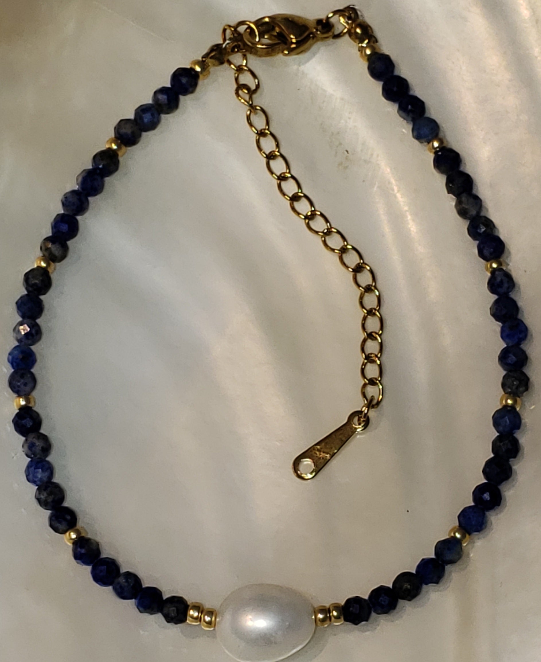 Bracelet Blue Lapiz Gemstone and Fresh Water Pearl Gold Filled