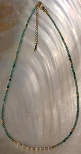 Necklace Aventurine Gemstone and 8 Fresh Water Pearls Gold Filled
