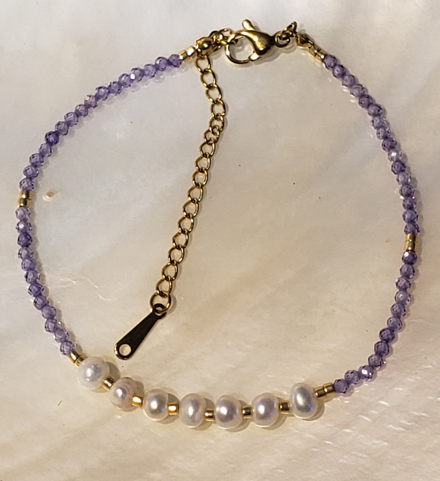 Bracelet Amethyst Gemstone and 7 Fresh Water Pearls Gold Filled